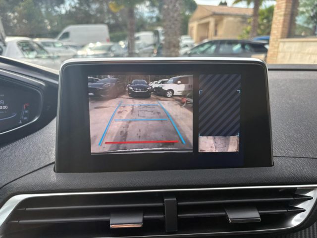 PEUGEOT 3008 usata, con Fendinebbia