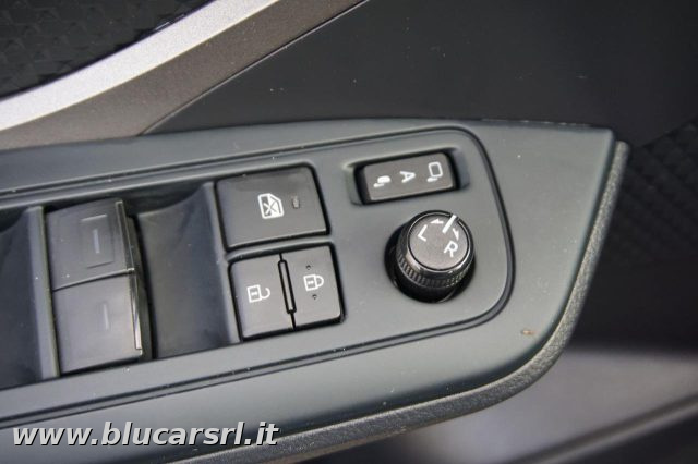 TOYOTA C-HR usata, con Controllo elettronico della corsia