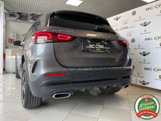 MERCEDES-BENZ GLA 200 usata, con Sensori di parcheggio posteriori