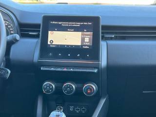 RENAULT Clio usata, con Controllo automatico clima