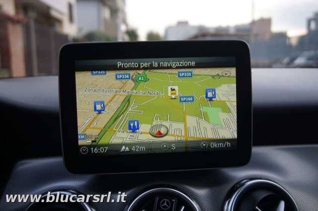 MERCEDES-BENZ GLA 180 usata, con Frenata d