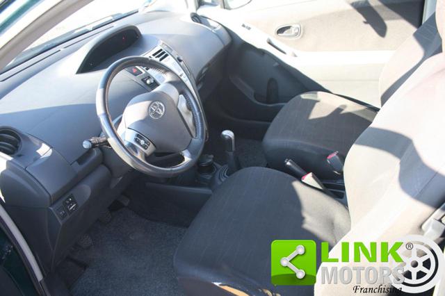 TOYOTA Yaris usata, con Airbag Passeggero
