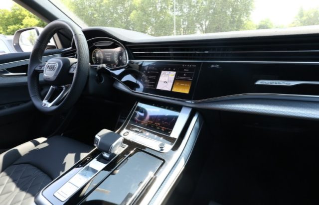 AUDI Q8 usata, con Climatizzatore
