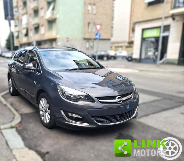 OPEL Astra usata, con Controllo trazione