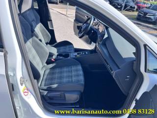 VOLKSWAGEN Golf usata, con Autoradio