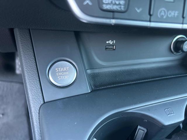 AUDI A4 usata, con Leve al volante