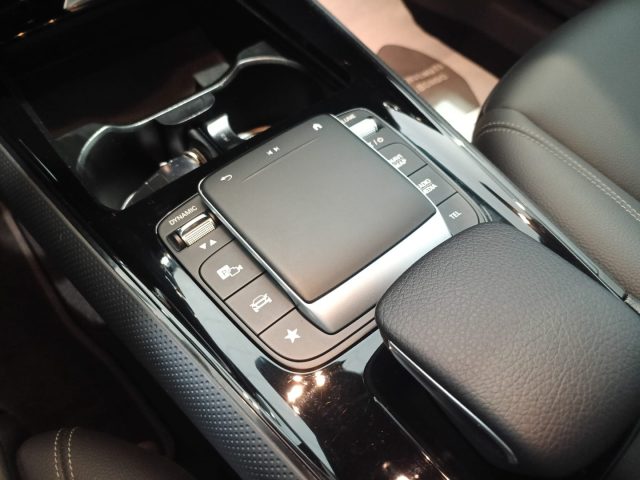 MERCEDES-BENZ B 180 usata, con Servosterzo