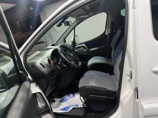 PEUGEOT Partner usata, con Boardcomputer