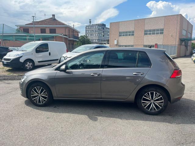 VOLKSWAGEN Golf usata, con Controllo trazione