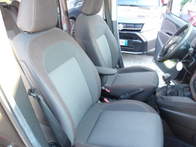 FIAT Doblo usata, con Fendinebbia