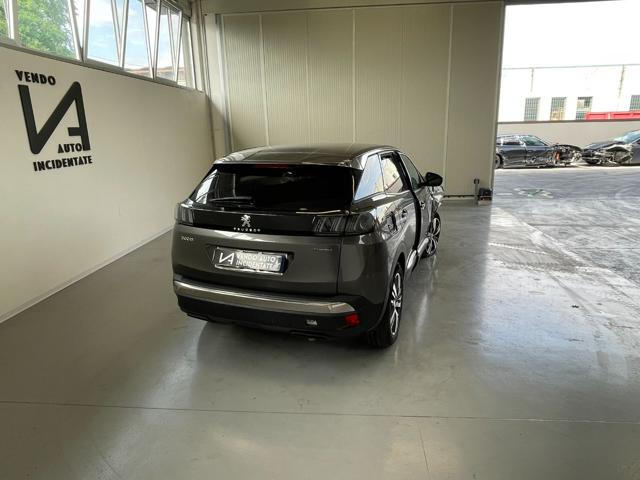 PEUGEOT 3008 usata, con Boardcomputer