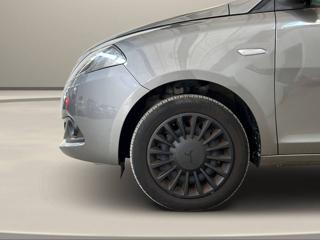 LANCIA Ypsilon usata 34