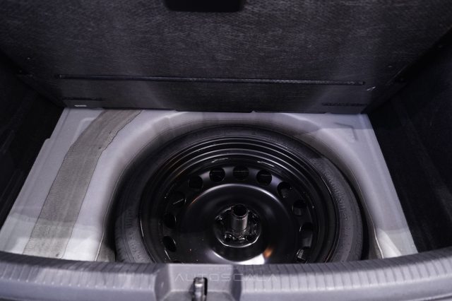 VOLKSWAGEN Taigo usata 33