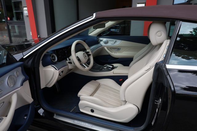 MERCEDES-BENZ E 220 usata, con Lettore CD
