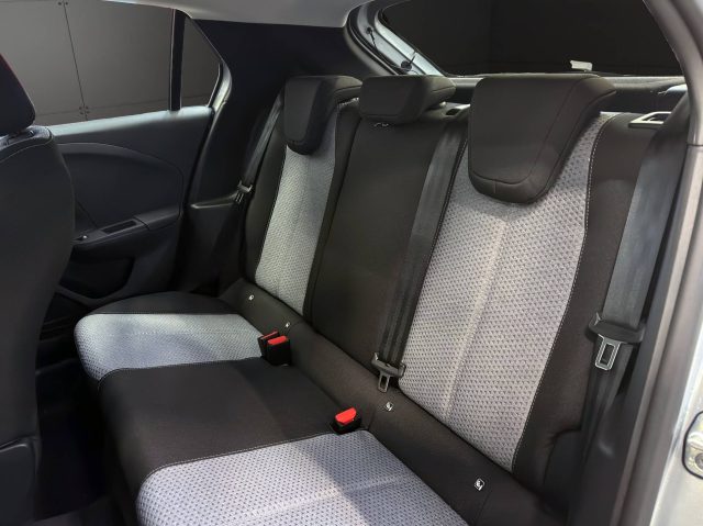 OPEL Corsa usata, con Sensori di parcheggio posteriori
