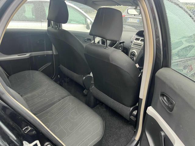 TOYOTA Yaris usata, con Climatizzatore