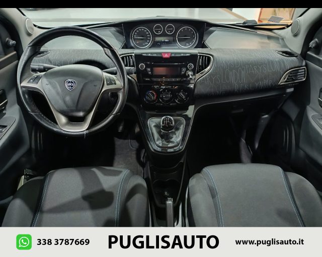 LANCIA Ypsilon usata, con Sedile posteriore sdoppiato
