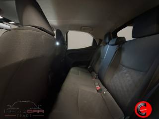 TOYOTA Yaris usata, con Fendinebbia