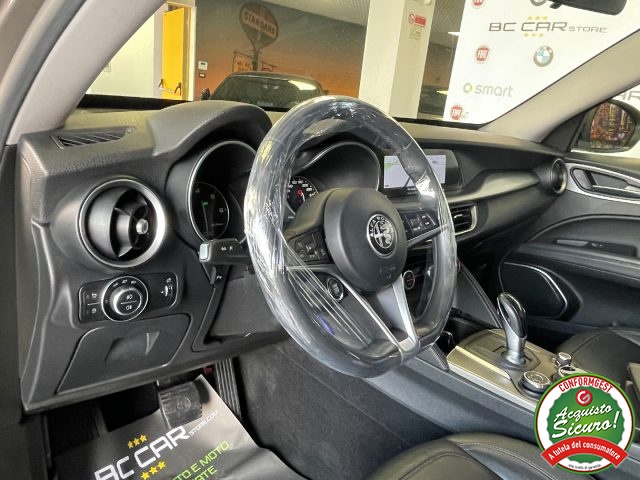 ALFA ROMEO Stelvio usata, con Volante in pelle
