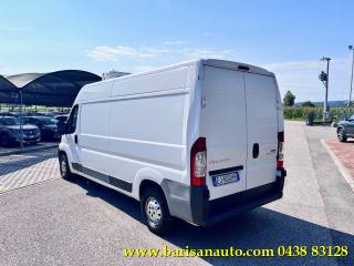 PEUGEOT Boxer usata, con Autoradio