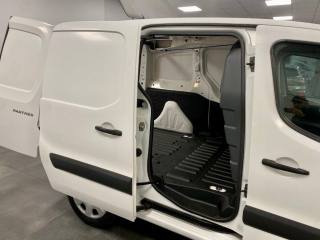 PEUGEOT Partner usata, con Sistema di navigazione