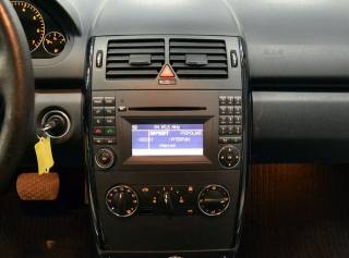 MERCEDES-BENZ A 160 usata, con Autoradio