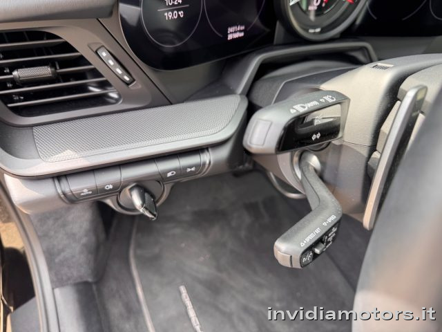 PORSCHE 992 usata, con Controllo automatico clima