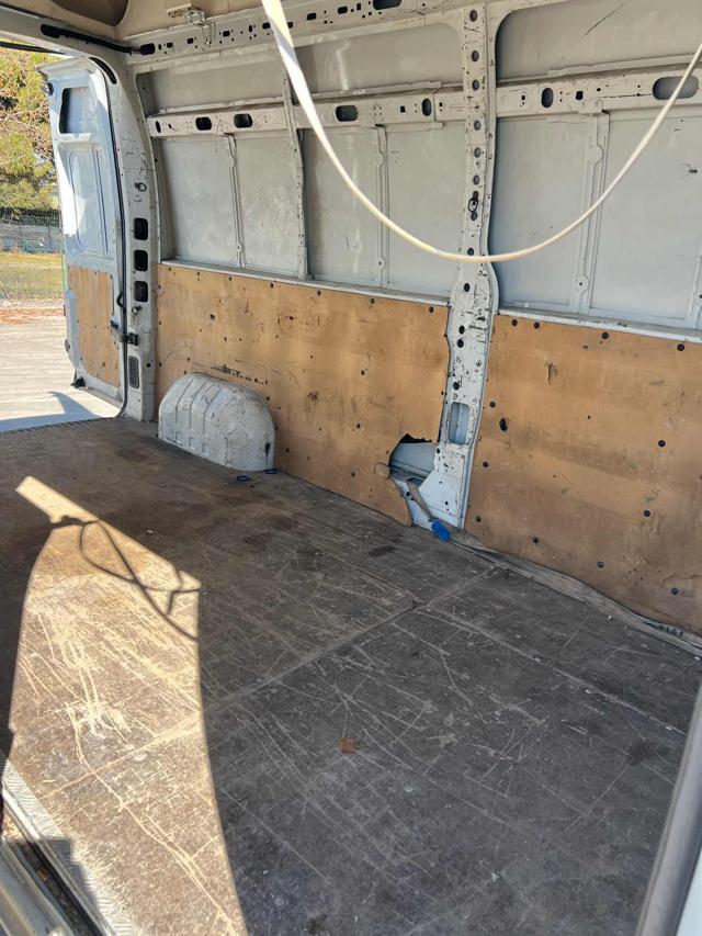 OPEL Movano usata, con Bluetooth