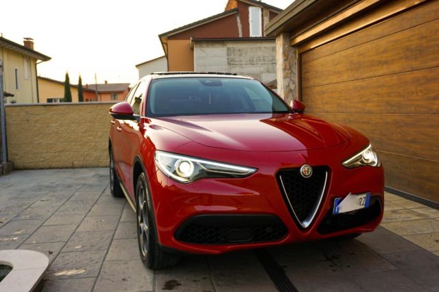 ALFA ROMEO Stelvio usata, con Sensore di luce