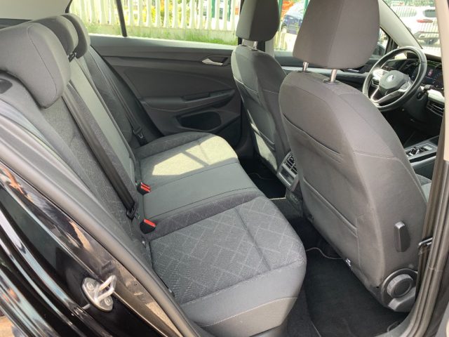 VOLKSWAGEN Golf usata, con Controllo automatico clima