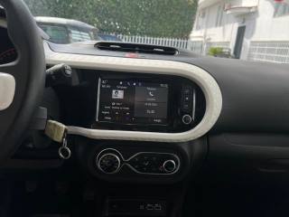 RENAULT Twingo usata, con Sensori di parcheggio posteriori