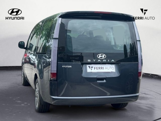 HYUNDAI Staria usata, con Airbag laterali