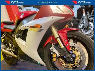 YAMAHA YZF R1 usata 9