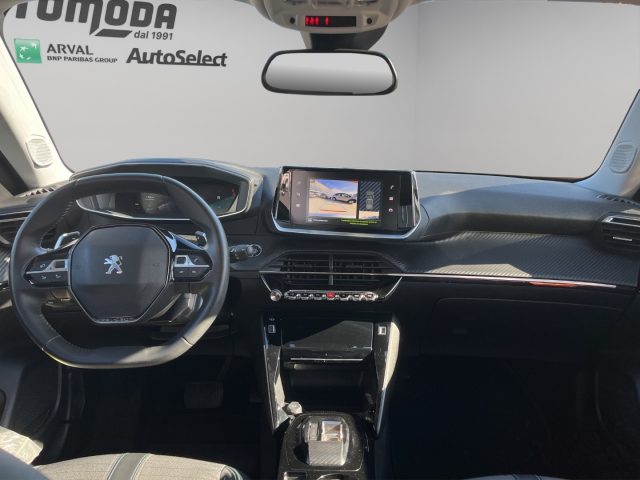 PEUGEOT 2008 usata, con Cruise Control