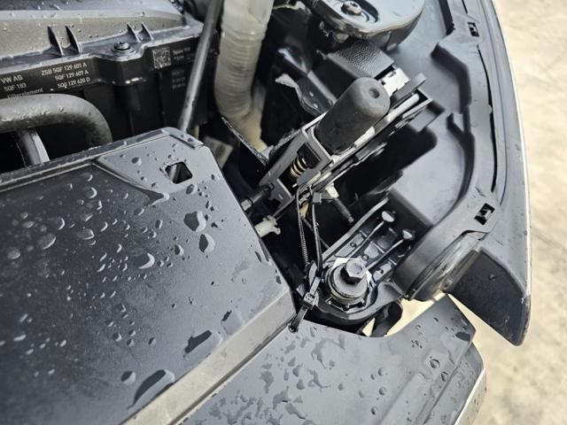 VOLKSWAGEN T-Roc usata, con Airbag testa