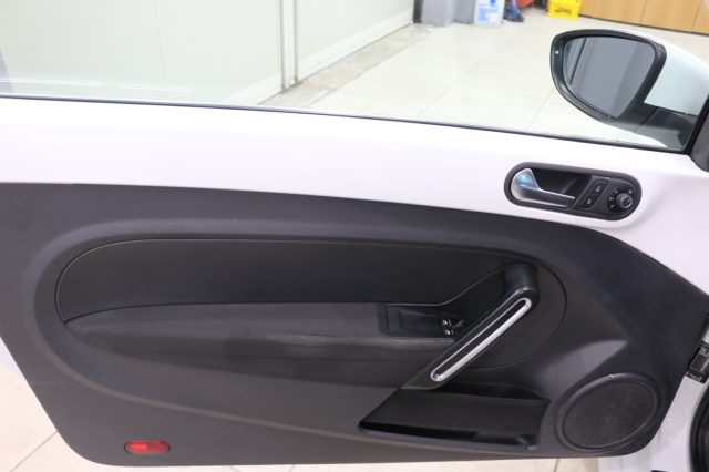 VOLKSWAGEN Maggiolino usata, con Volante in pelle