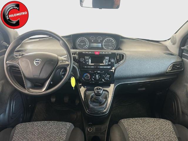 LANCIA Ypsilon usata, con USB