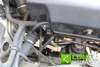 LAND ROVER Defender usata 27