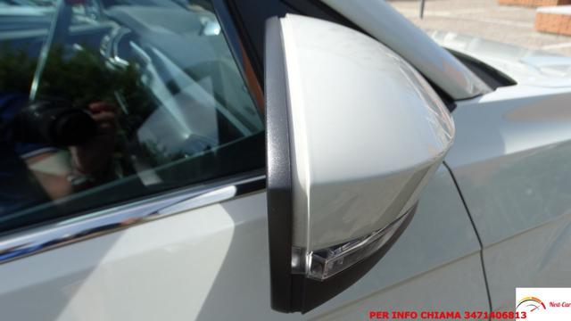 VOLKSWAGEN T-Cross usata 60