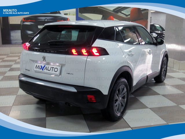 PEUGEOT 2008 usata, con Airbag