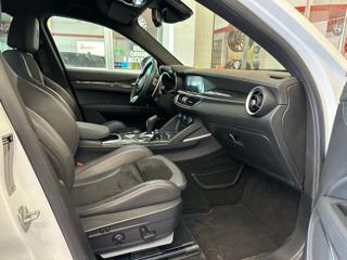 ALFA ROMEO Stelvio usata, con Controllo trazione
