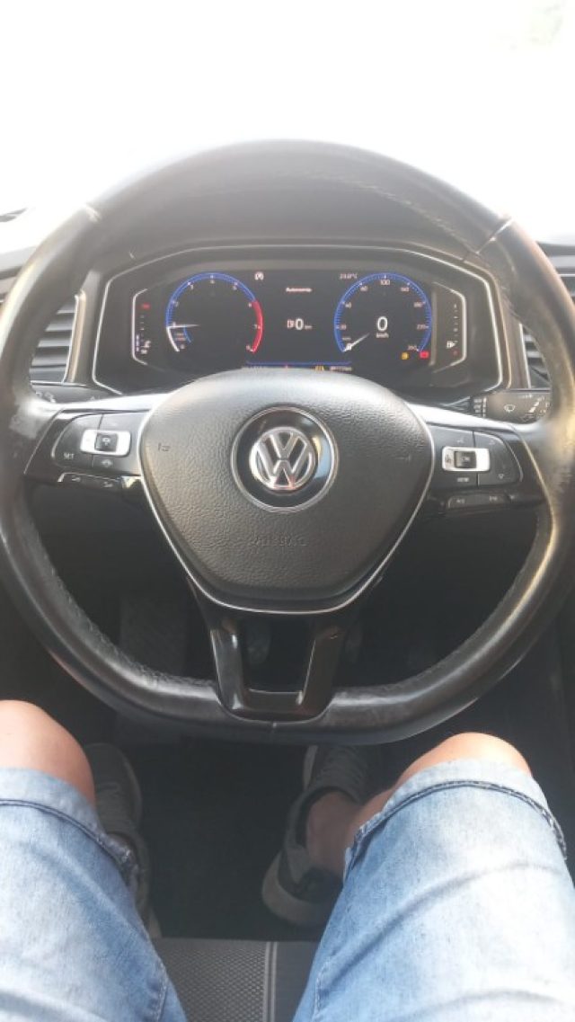 VOLKSWAGEN T-Roc usata, con Cruise Control