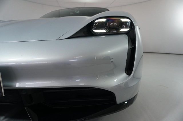 PORSCHE Taycan usata, con Fari LED