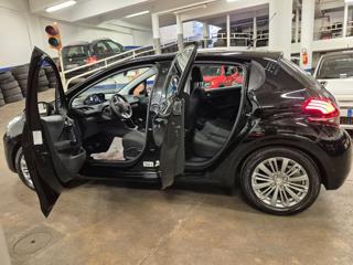 PEUGEOT 208 usata, con Boardcomputer