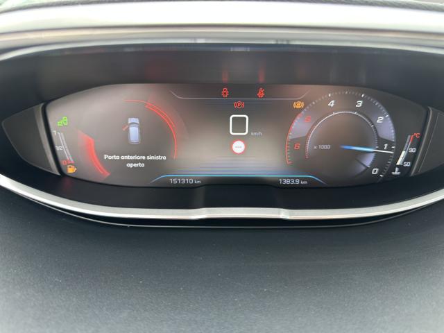 PEUGEOT 3008 usata, con Autoradio