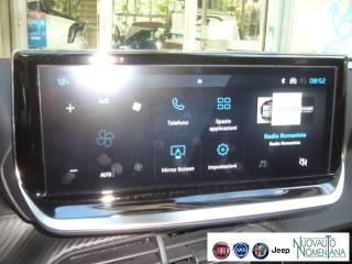 PEUGEOT 2008 usata, con Volante multifunzione