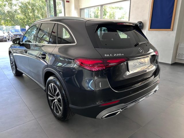 MERCEDES-BENZ GLC 220 usata, con Alzacristalli elettrici