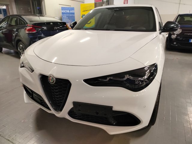 ALFA ROMEO Stelvio usata, con Airbag