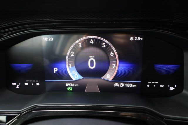 VOLKSWAGEN Taigo usata 45