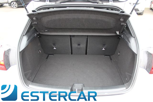 MERCEDES-BENZ A 200 usata, con Sistema di navigazione